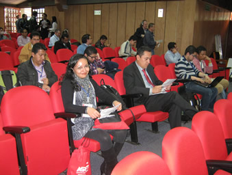 Paola Zorro - Estratega Digital en OTN tour 2014